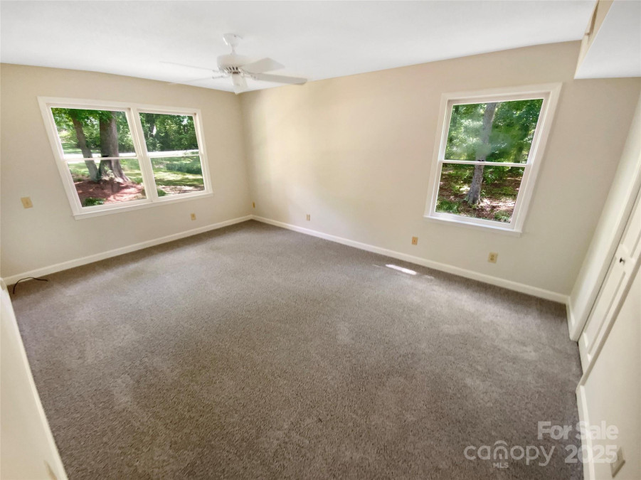 3203 Oakdale Dr Monroe, NC 28110