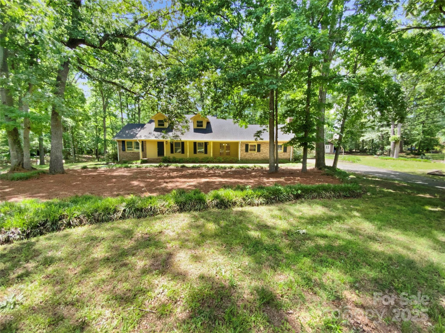 3203 Oakdale Dr Monroe, NC 28110
