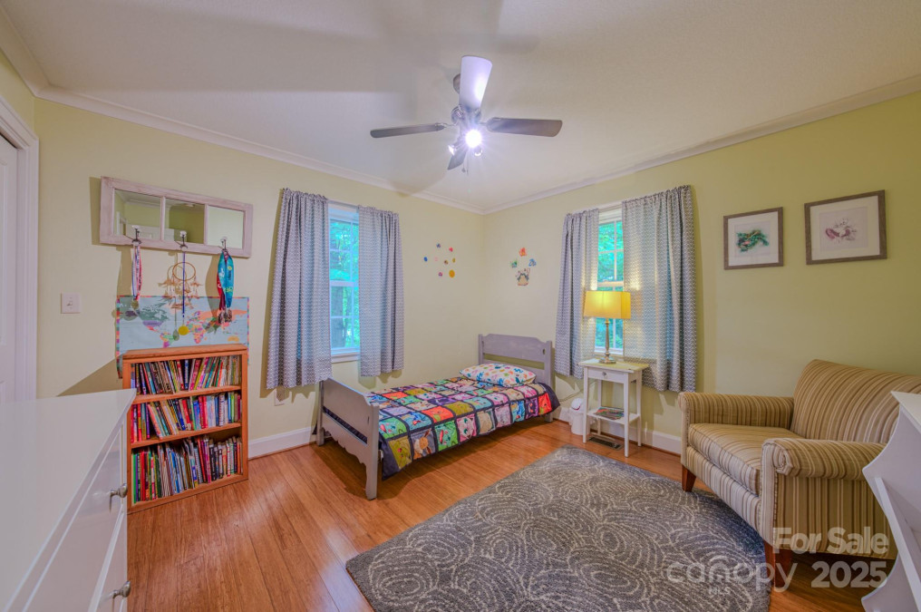 262 Erwin Hills Rd Asheville, NC 28806