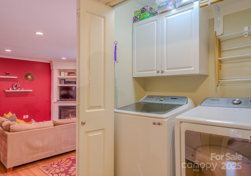 262 Erwin Hills Rd Asheville, NC 28806