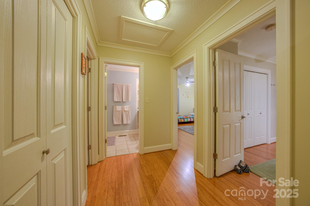 262 Erwin Hills Rd Asheville, NC 28806