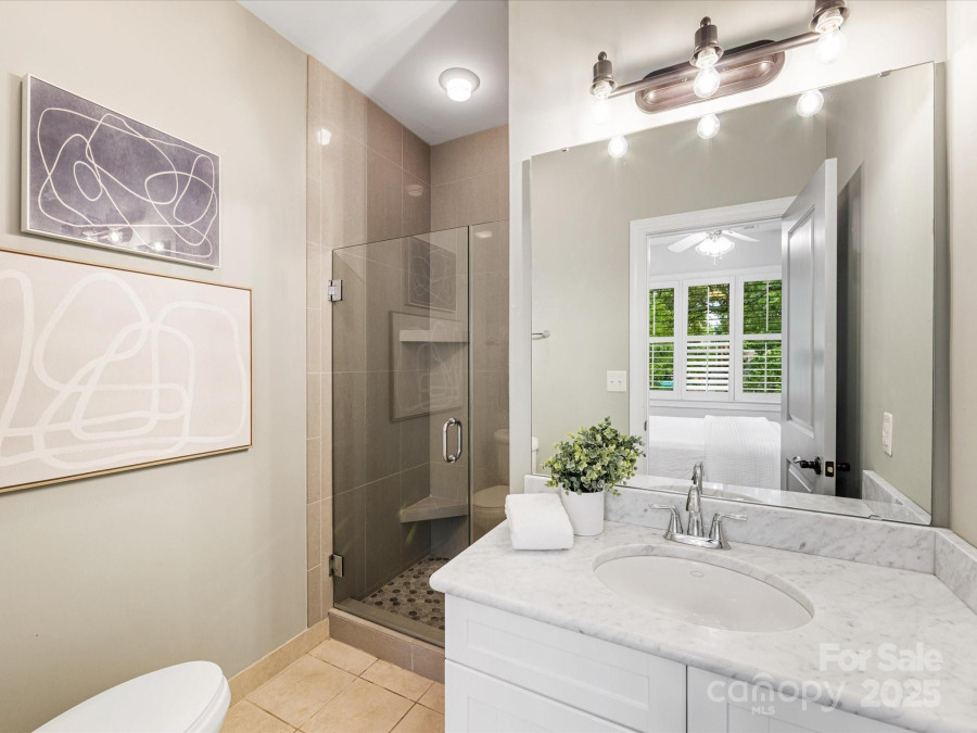 100 Laurel Ave Charlotte, NC 28207