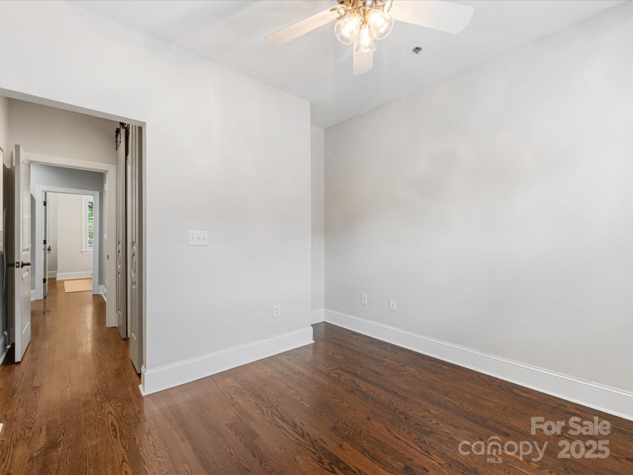 100 Laurel Ave Charlotte, NC 28207