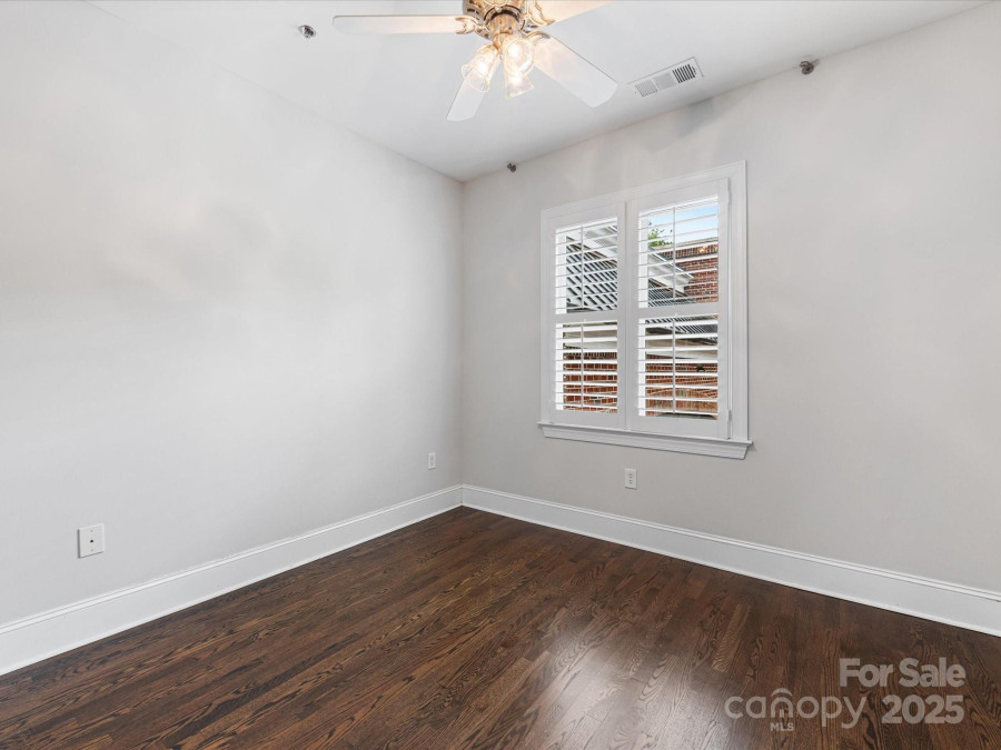 100 Laurel Ave Charlotte, NC 28207