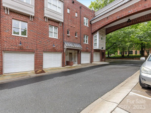 100 Laurel Ave Charlotte, NC 28207
