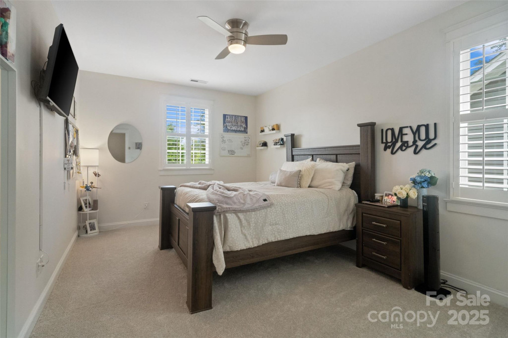 5663 Morris Hunt Dr Fort Mill, SC 29708