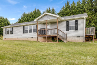 14 Phoenix Cir Alexander, NC 28701