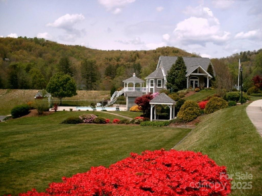 54 Wintergreen Dr Brevard, NC 28712