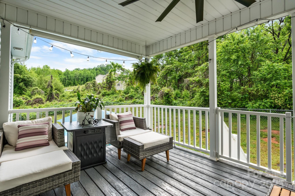 2325 Merts Way Hudson, NC 28638