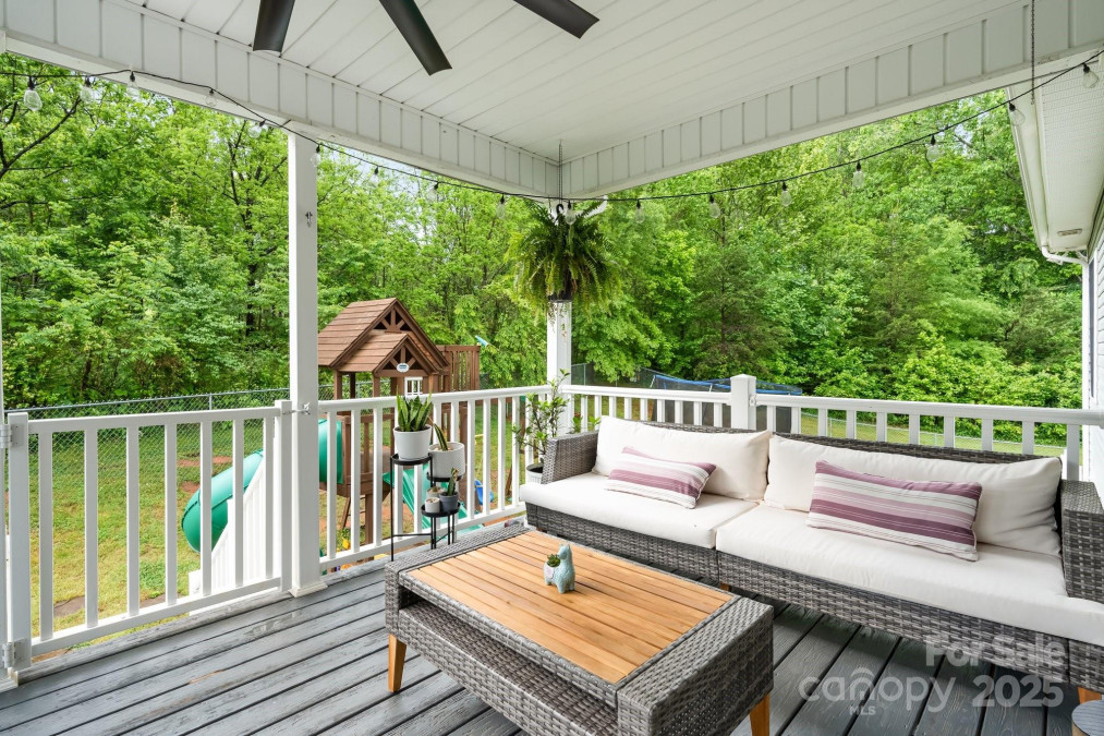 2325 Merts Way Hudson, NC 28638