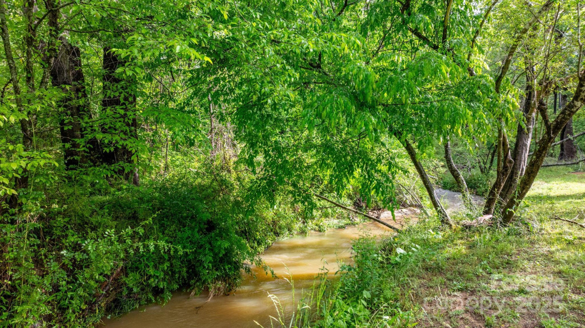 2325 Merts Way Hudson, NC 28638