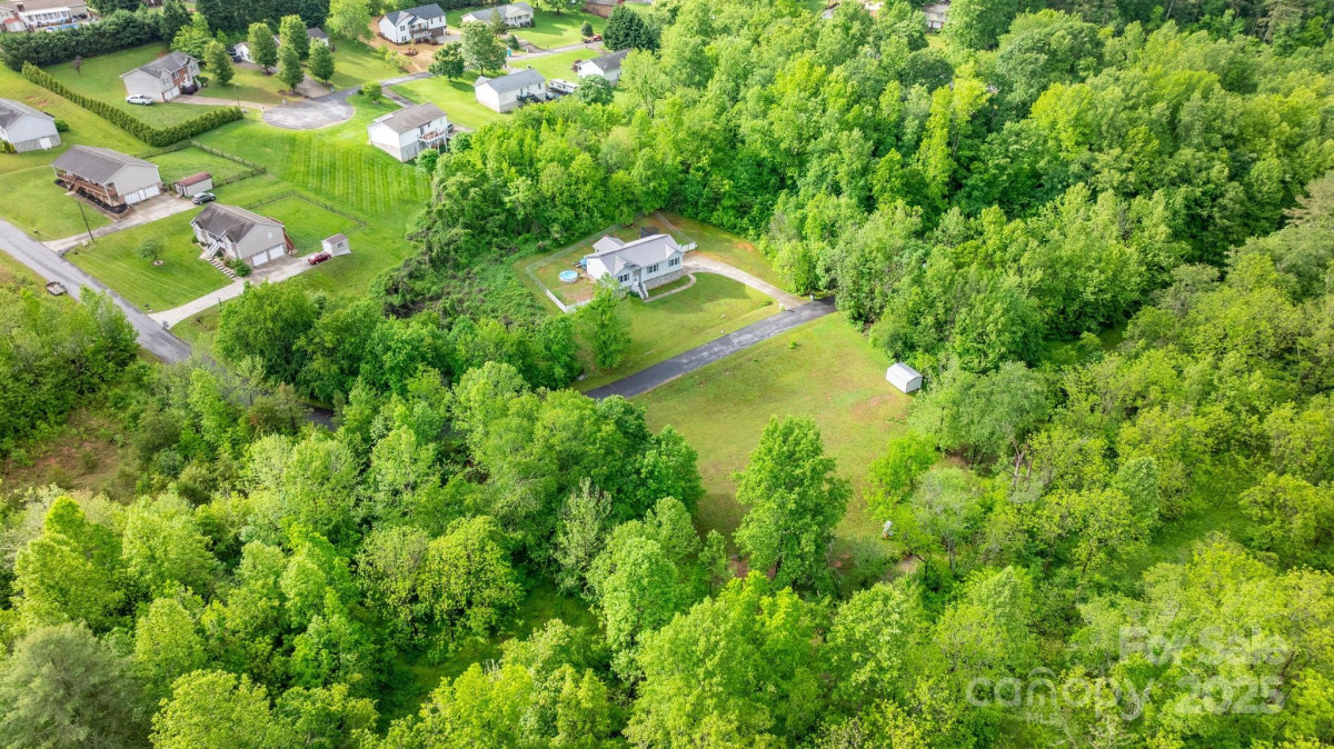 2325 Merts Way Hudson, NC 28638
