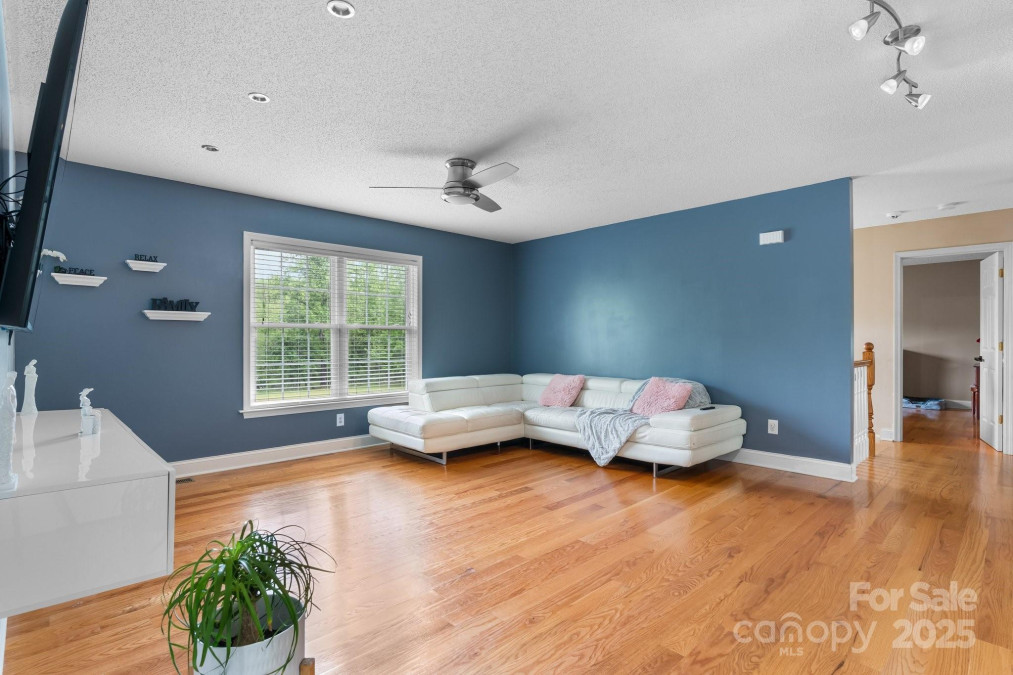 2325 Merts Way Hudson, NC 28638