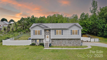 2325 Merts Way Hudson, NC 28638