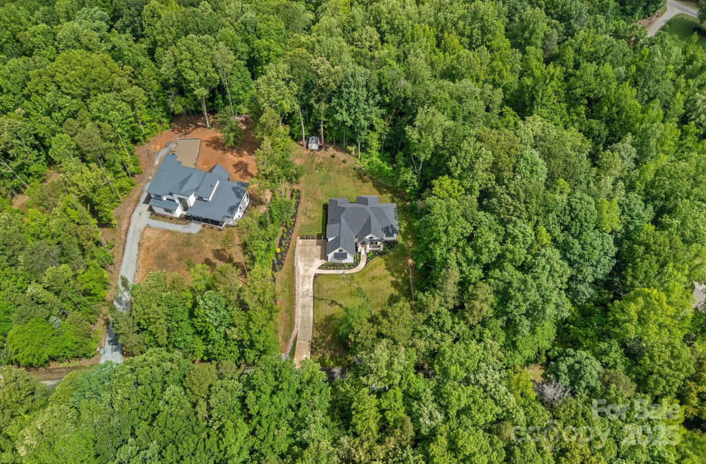 9564 Regent Dr Davidson, NC 28036