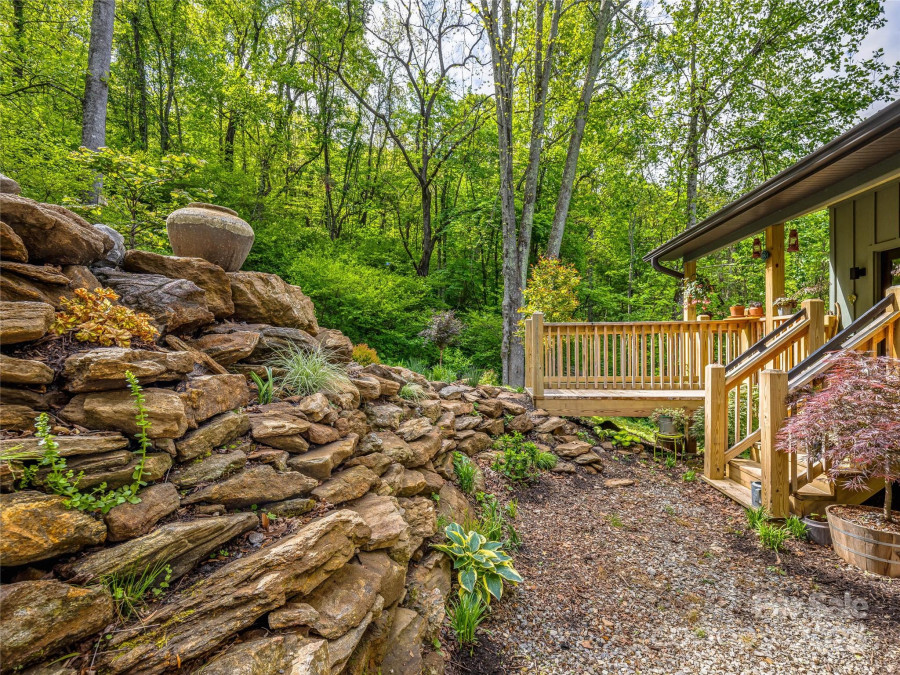 1846 Utah Mountain Rd Waynesville, NC 28785