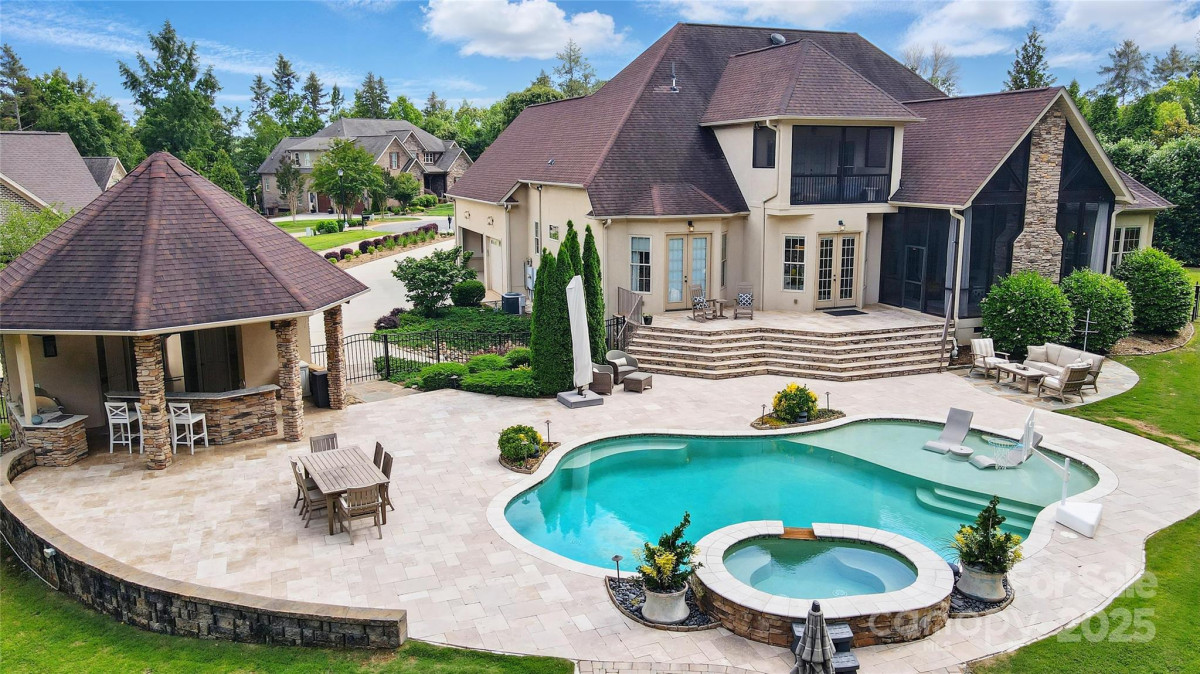 581 Medora Ln Fort Mill, SC 29708
