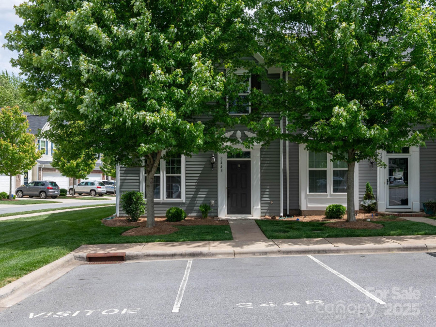 2448 Mariners Cove Ln Denver, NC 28037