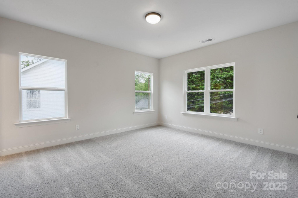 746 Shasta St Concord, NC 28027