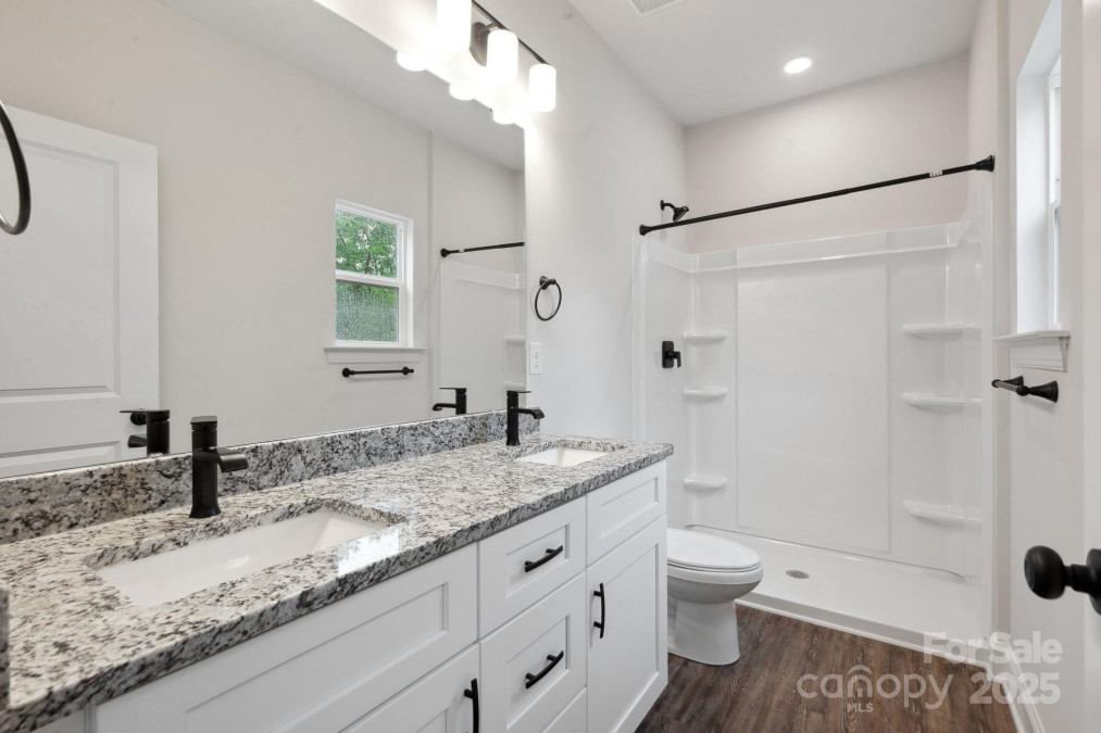 746 Shasta St Concord, NC 28027