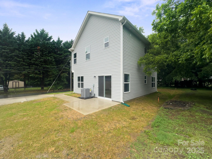 746 Shasta St Concord, NC 28027