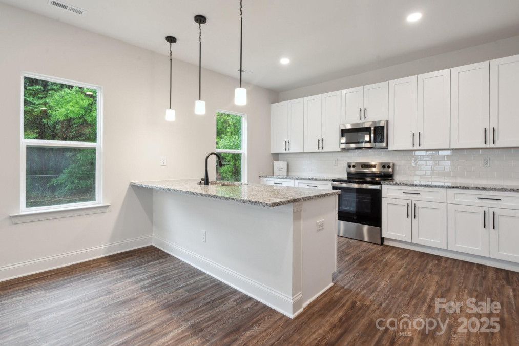 746 Shasta St Concord, NC 28027