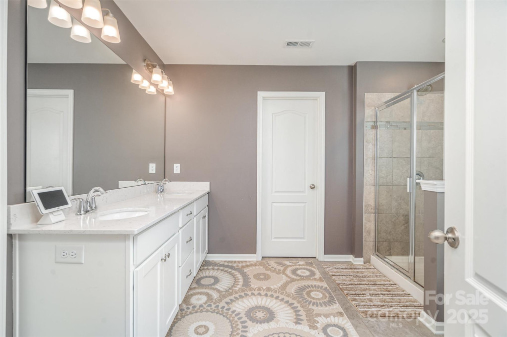 15131 Oleander Dr Charlotte, NC 28278