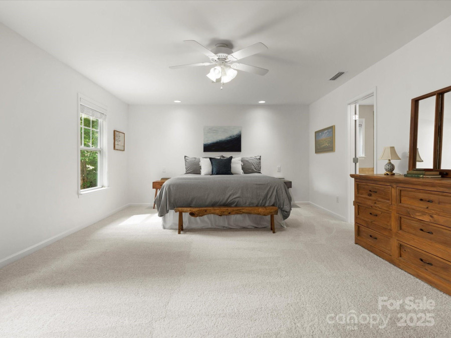 5308 Lambert Ct Waxhaw, NC 28173