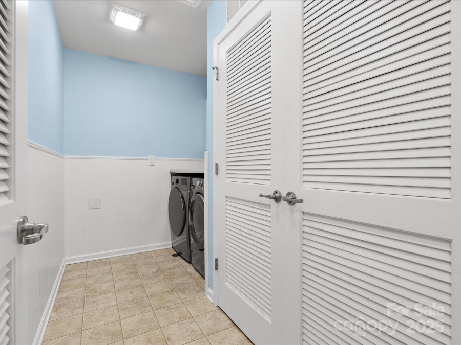 5308 Lambert Ct Waxhaw, NC 28173