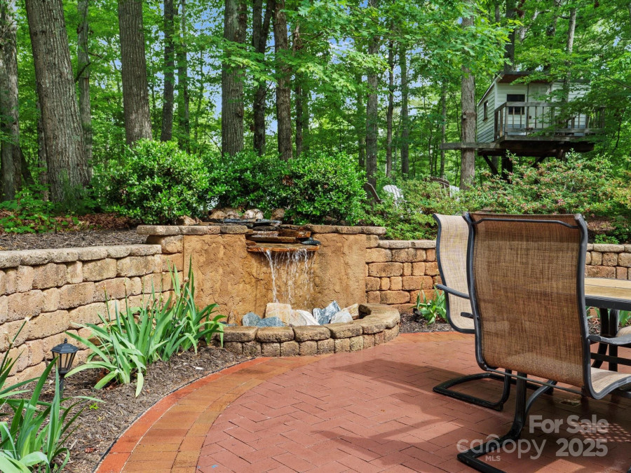 5308 Lambert Ct Waxhaw, NC 28173