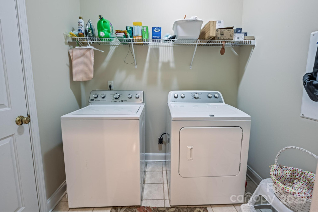 7245 Willow Brook Ct Denver, NC 28037
