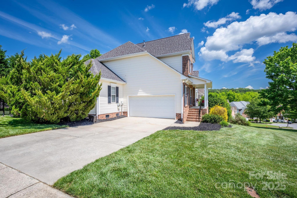 7245 Willow Brook Ct Denver, NC 28037