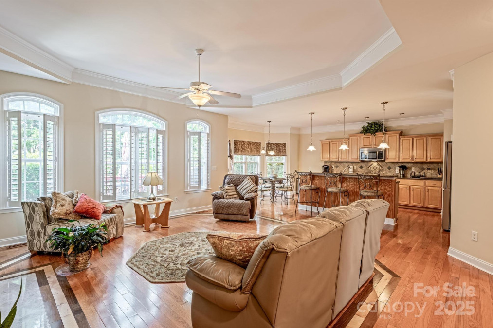 7245 Willow Brook Ct Denver, NC 28037