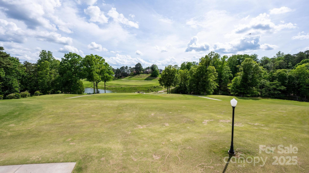 7245 Willow Brook Ct Denver, NC 28037