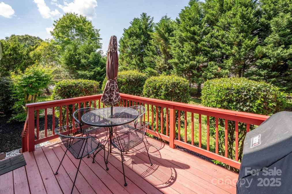 7245 Willow Brook Ct Denver, NC 28037