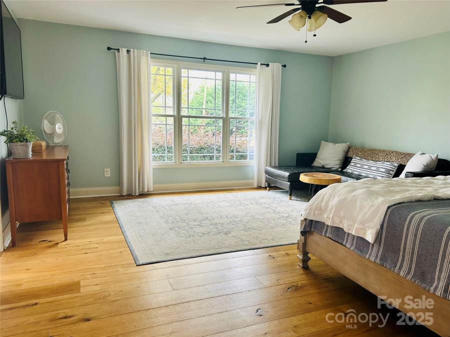 8218 Bright Water Ln Denver, NC 28037