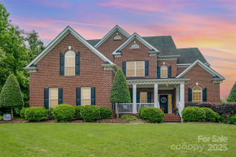 8962 Landsdowne Ave Harrisburg, NC 28075
