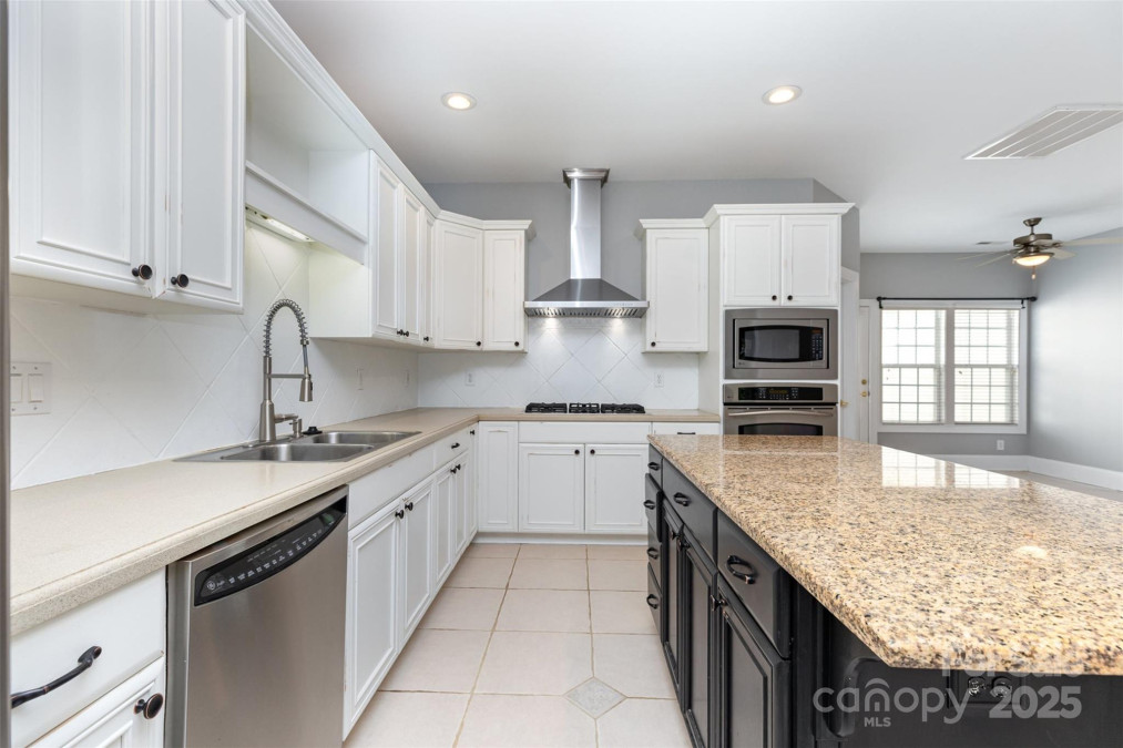 239 Faulkner Way Davidson, NC 28036