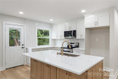 4042 Uppergate Ln Charlotte, NC 28215