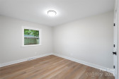 4042 Uppergate Ln Charlotte, NC 28215