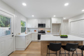 4042 Uppergate Ln Charlotte, NC 28215