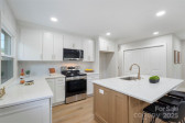 4042 Uppergate Ln Charlotte, NC 28215