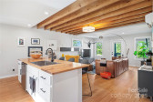 16 Oak Hill Dr Asheville, NC 28806