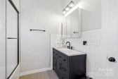 16 Oak Hill Dr Asheville, NC 28806