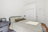 16 Oak Hill Dr Asheville, NC 28806