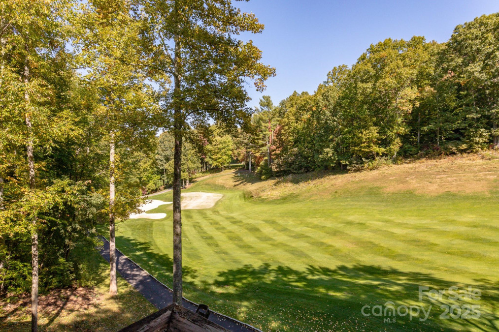 324 Austin Mountain Dr Burnsville, NC 28714