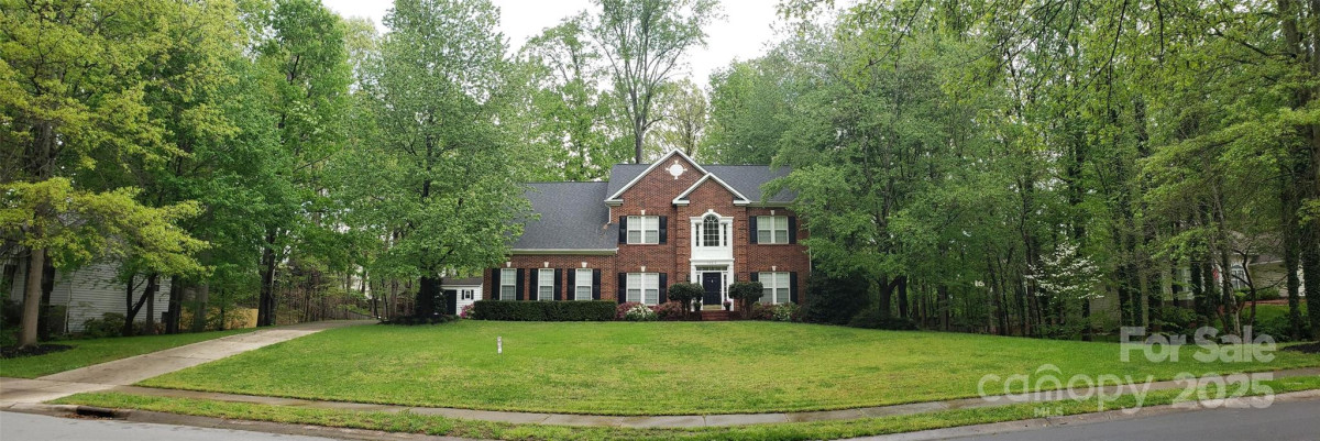12314 Chickasaw Dr Huntersville, NC 28078