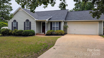 112 Brookshire Dr Fort Mill, SC 29715