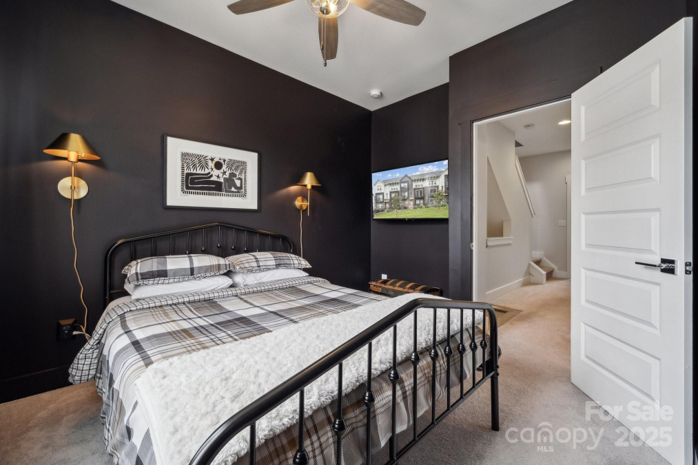 614 West End Dr Charlotte, NC 28208