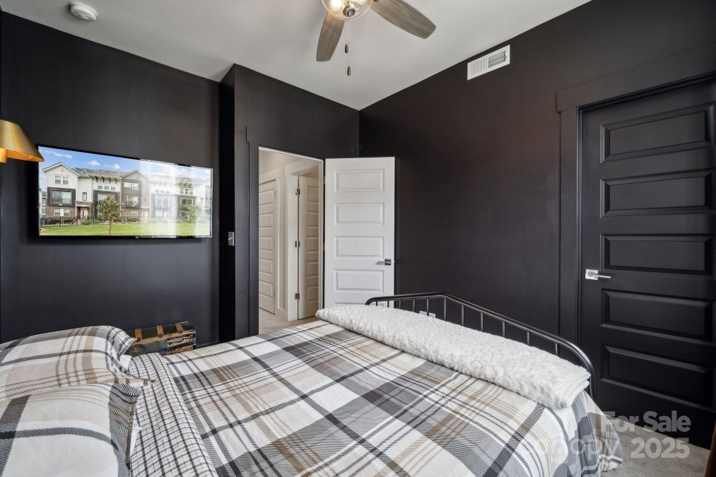614 West End Dr Charlotte, NC 28208